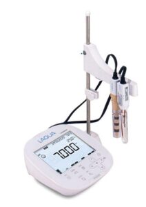 Benchtop pH Meter เครื่องวัดค่าความเป็นกรด-ด่าง พีเอชแบบตั้งโต๊ะ ยี่ห้อ Horiba รุ่น pH2000-S
